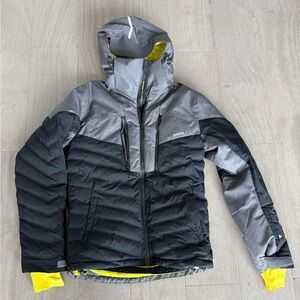 Wedze Decathalon Men's Black and Gray Ski Jacket with Yellow Accents